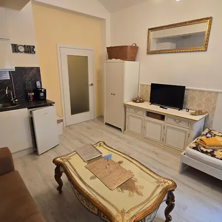 Near Congress Centre Ii. *